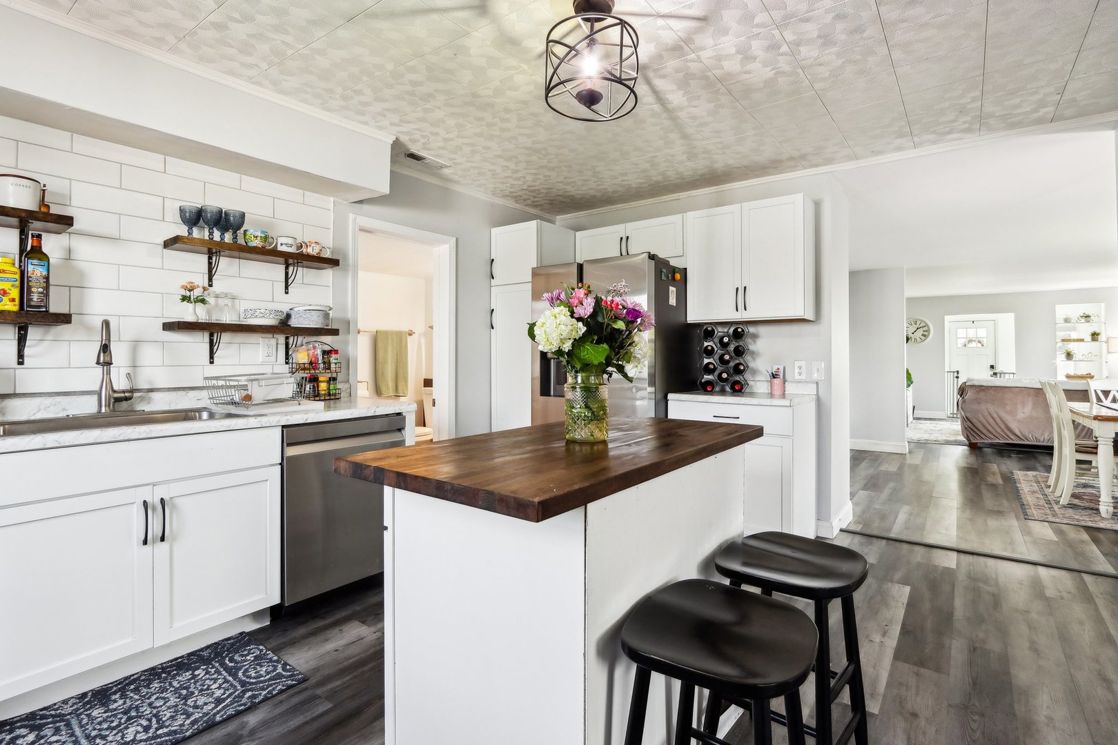 611 McCarthy Road