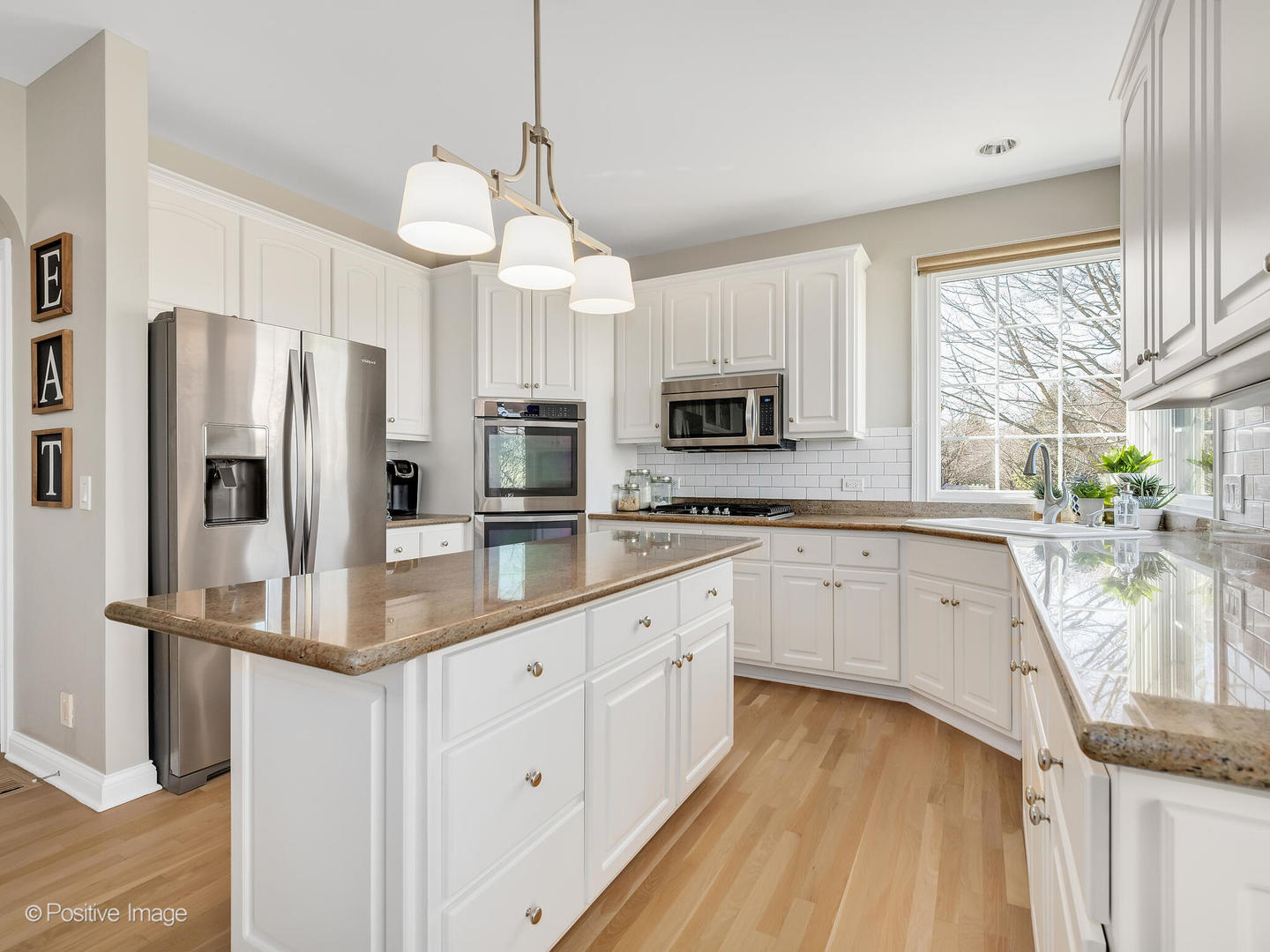 26w352 Torrey Pines Court