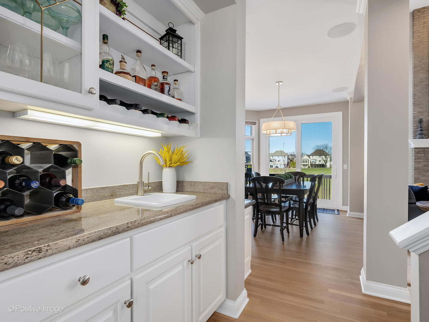 26w352 Torrey Pines Court