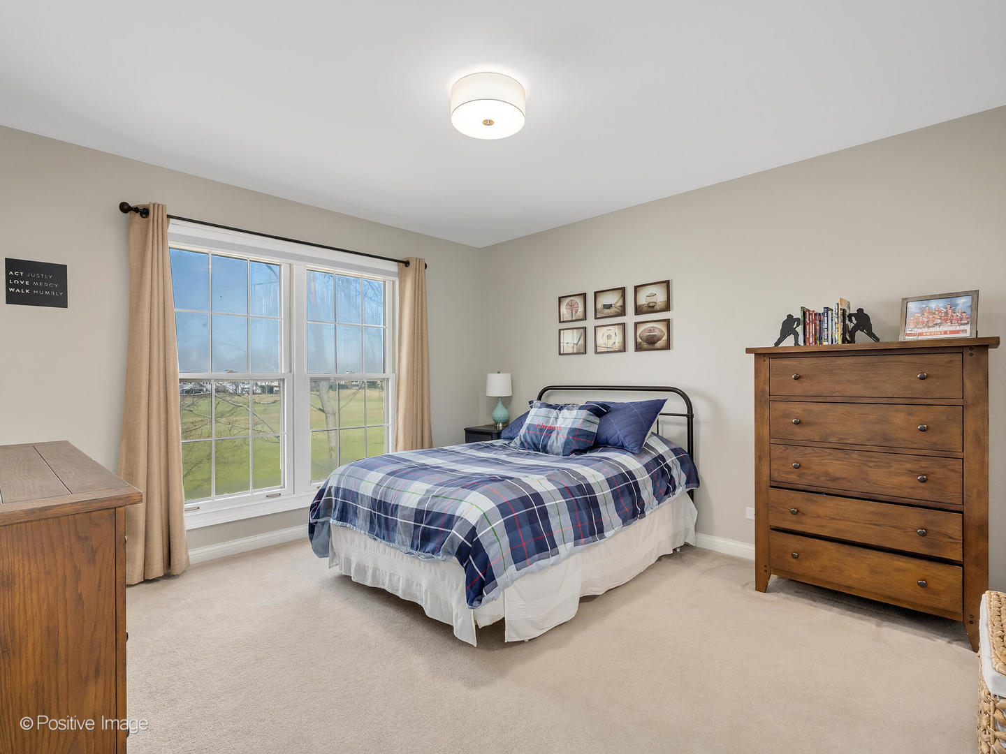26w352 Torrey Pines Court