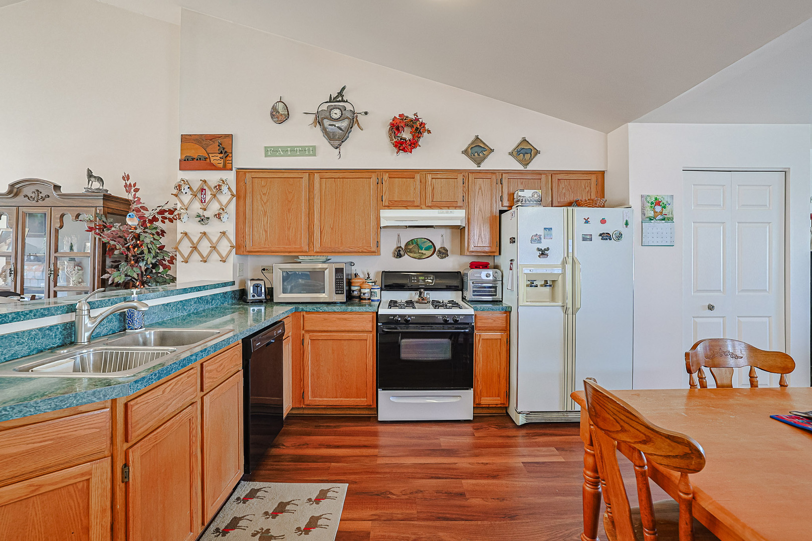 1047 Ripple Ridge Unit: 1047