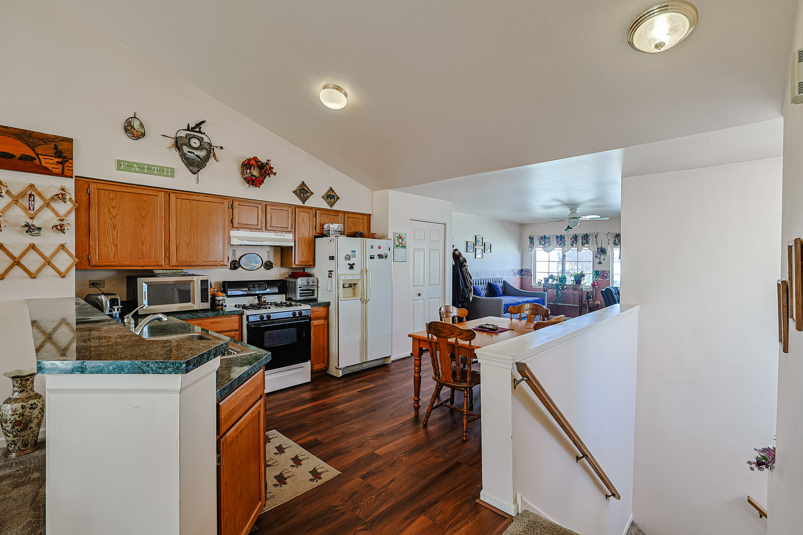 1047 Ripple Ridge Unit: 1047