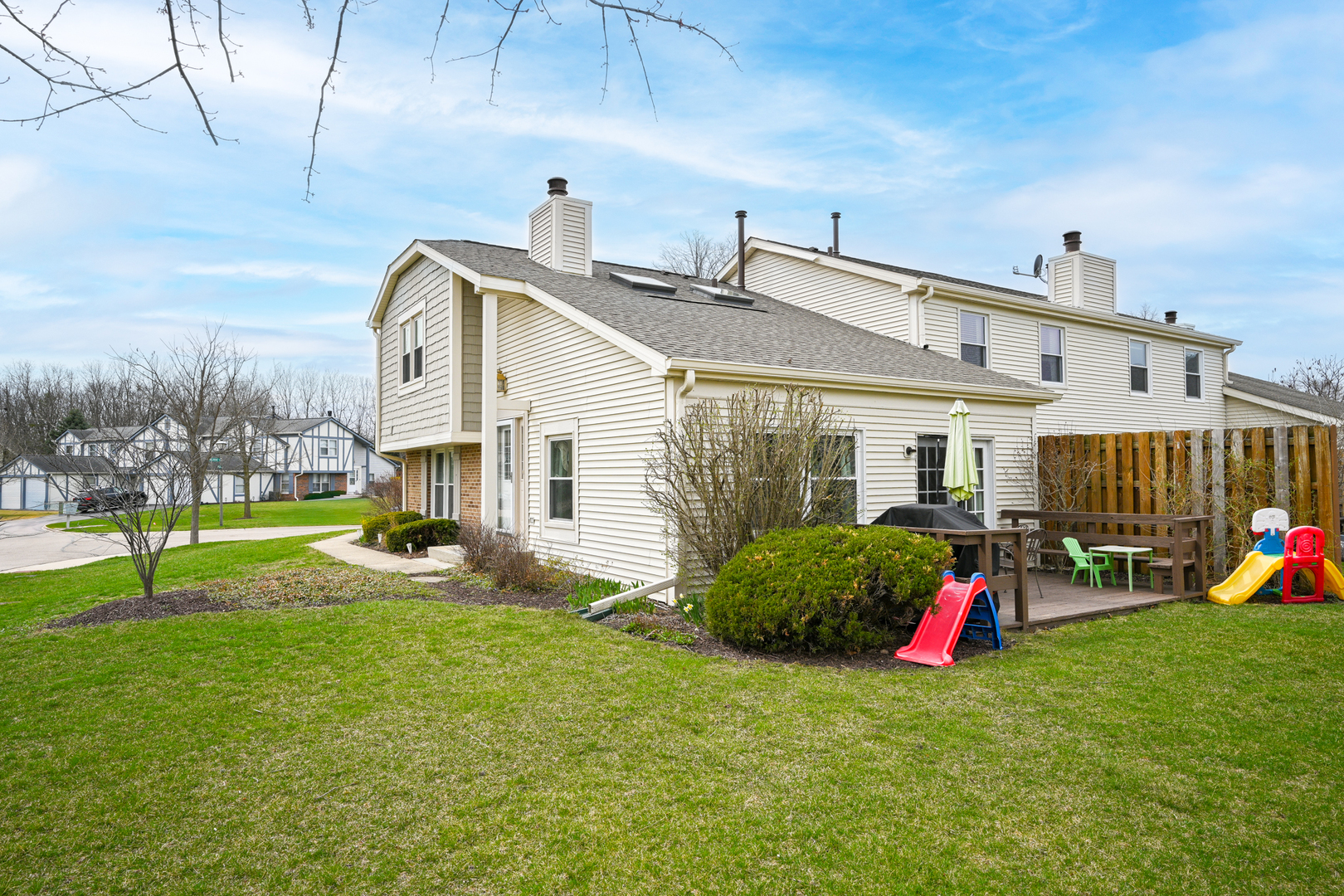 27W421 Melrose Lane Unit: 0