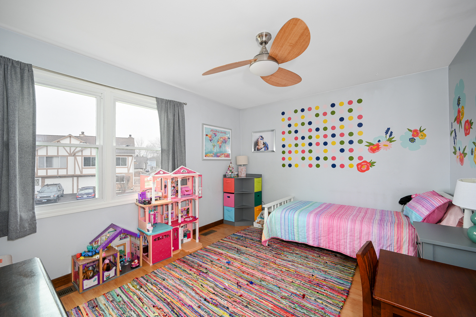 27W421 Melrose Lane Unit: 0