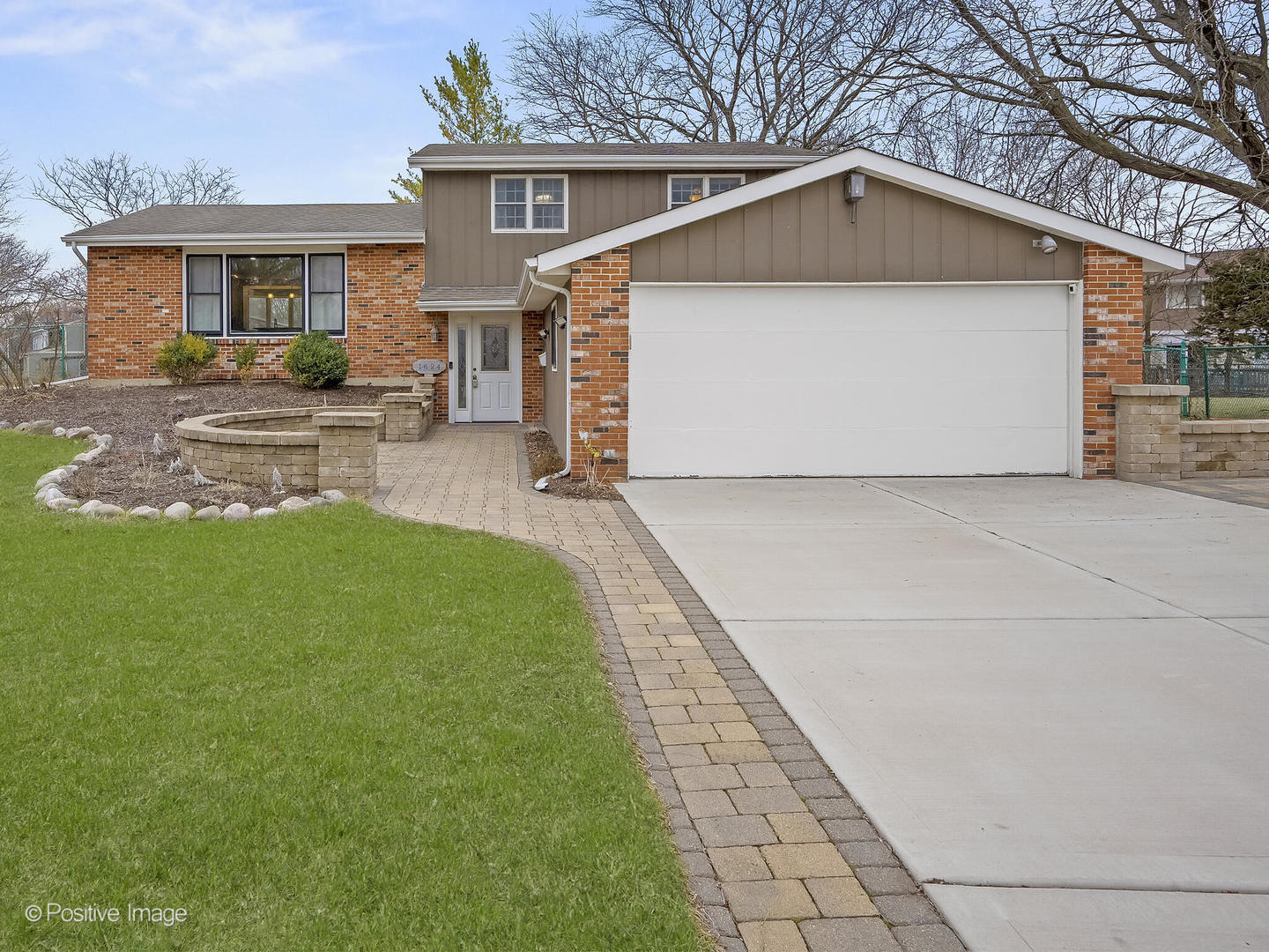 1624 Wadham Court