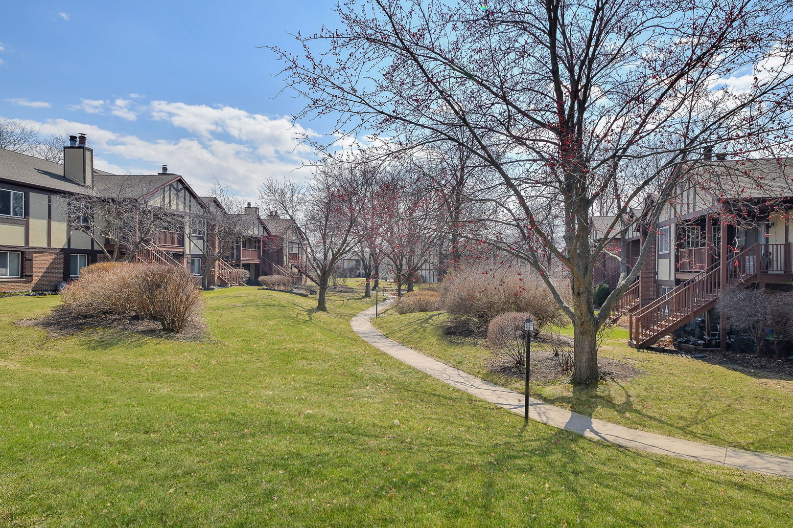 363 Pembroke Lane Unit: 1