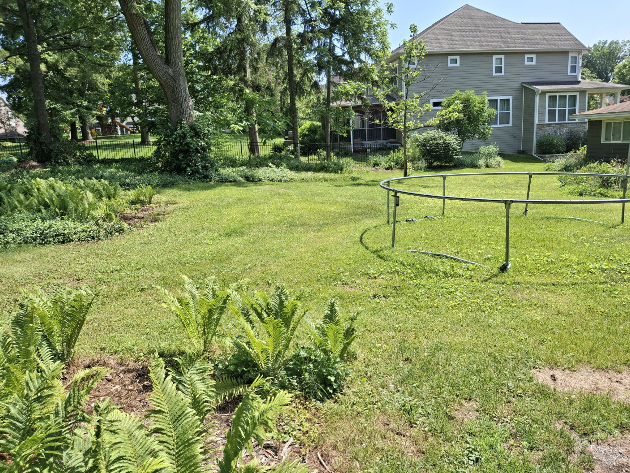 121 N. PARKSIDE Avenue