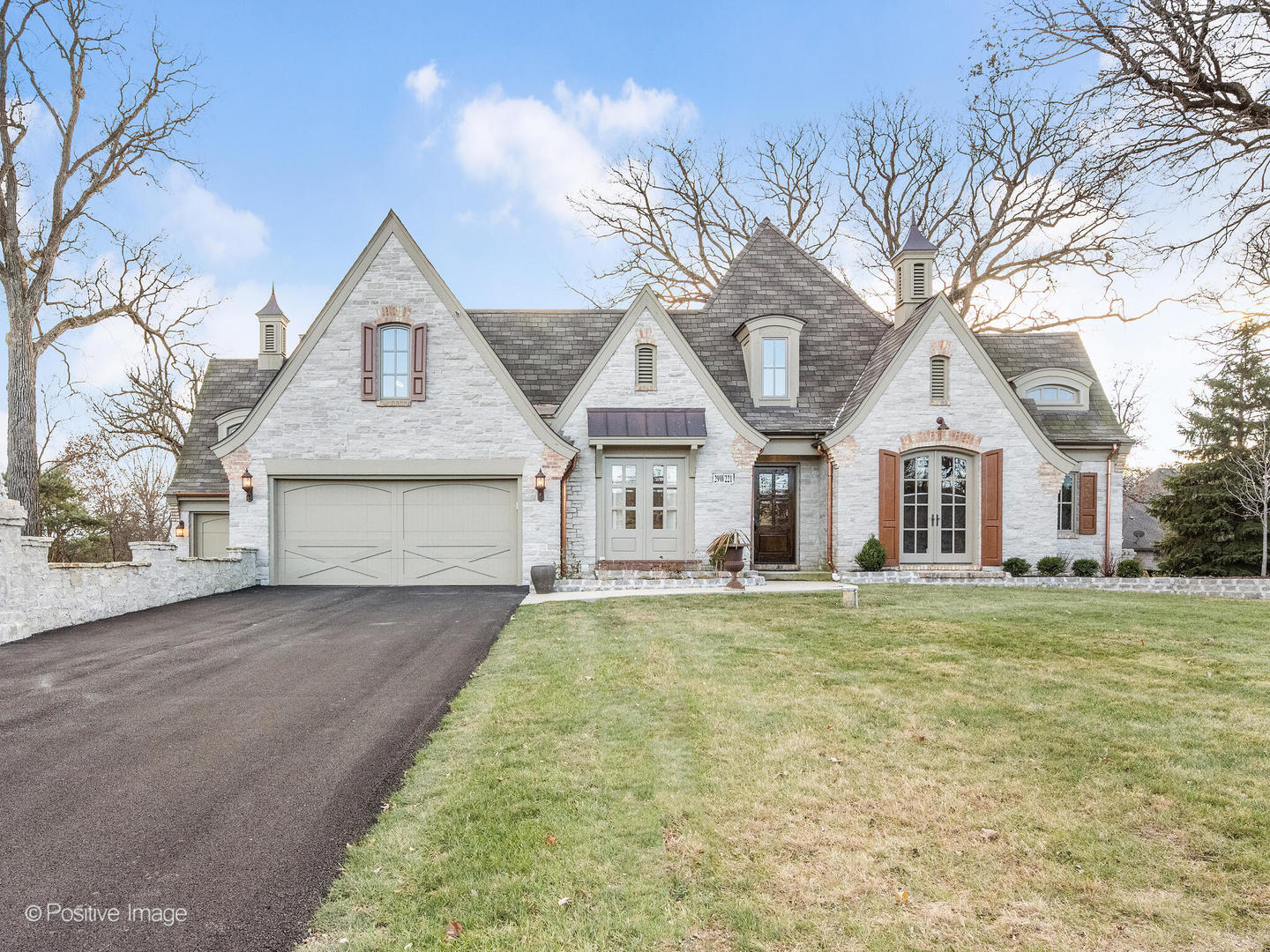 29W221 Oak Knoll Road