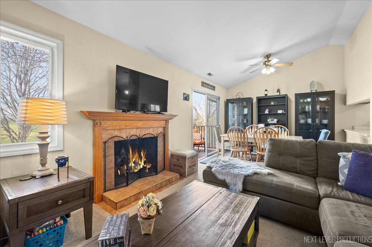 362 Sandhurst Circle Unit: 8