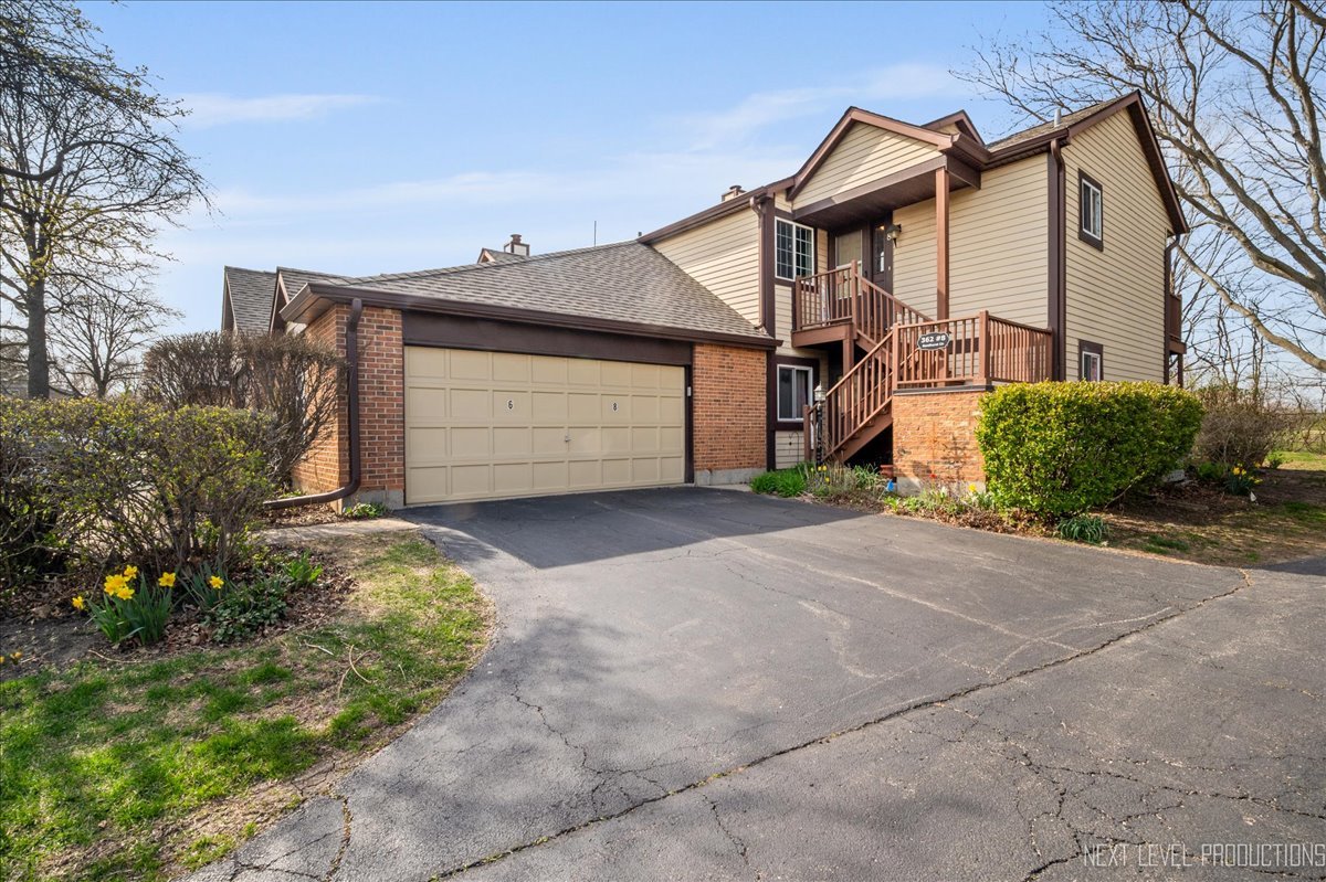 362 Sandhurst Circle Unit: 8