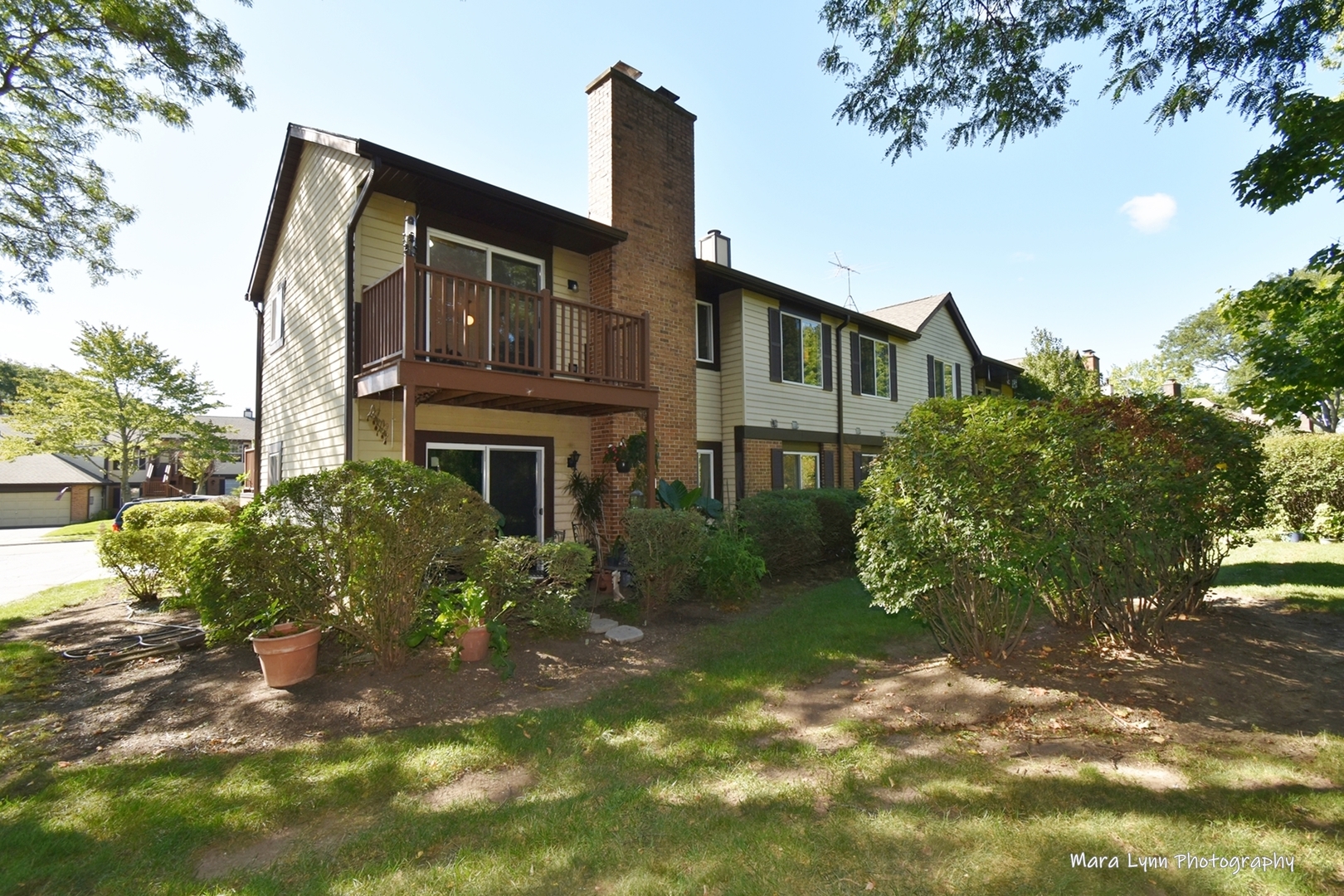 362 Sandhurst Circle Unit: 8
