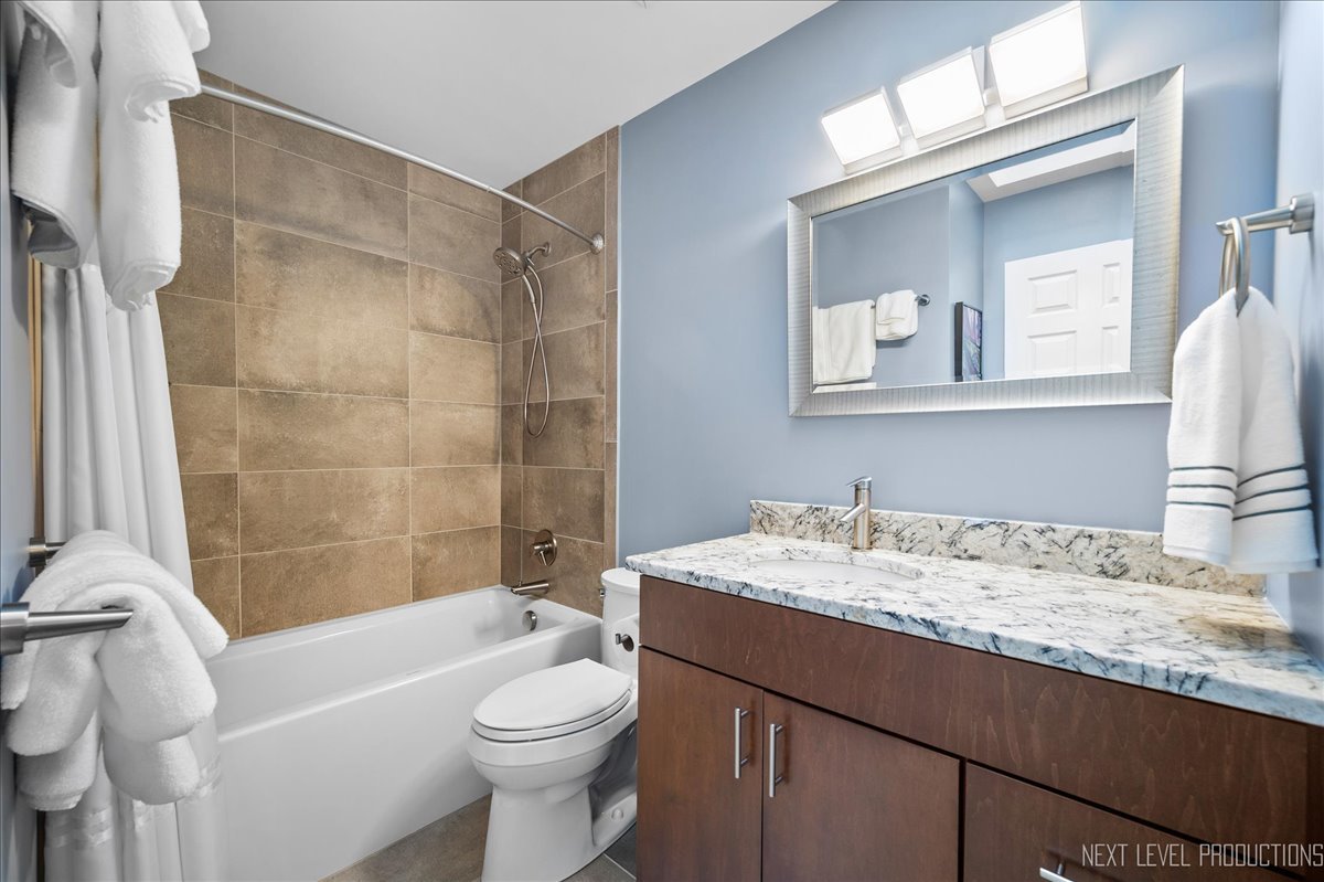 1237 Hobson Oaks Drive