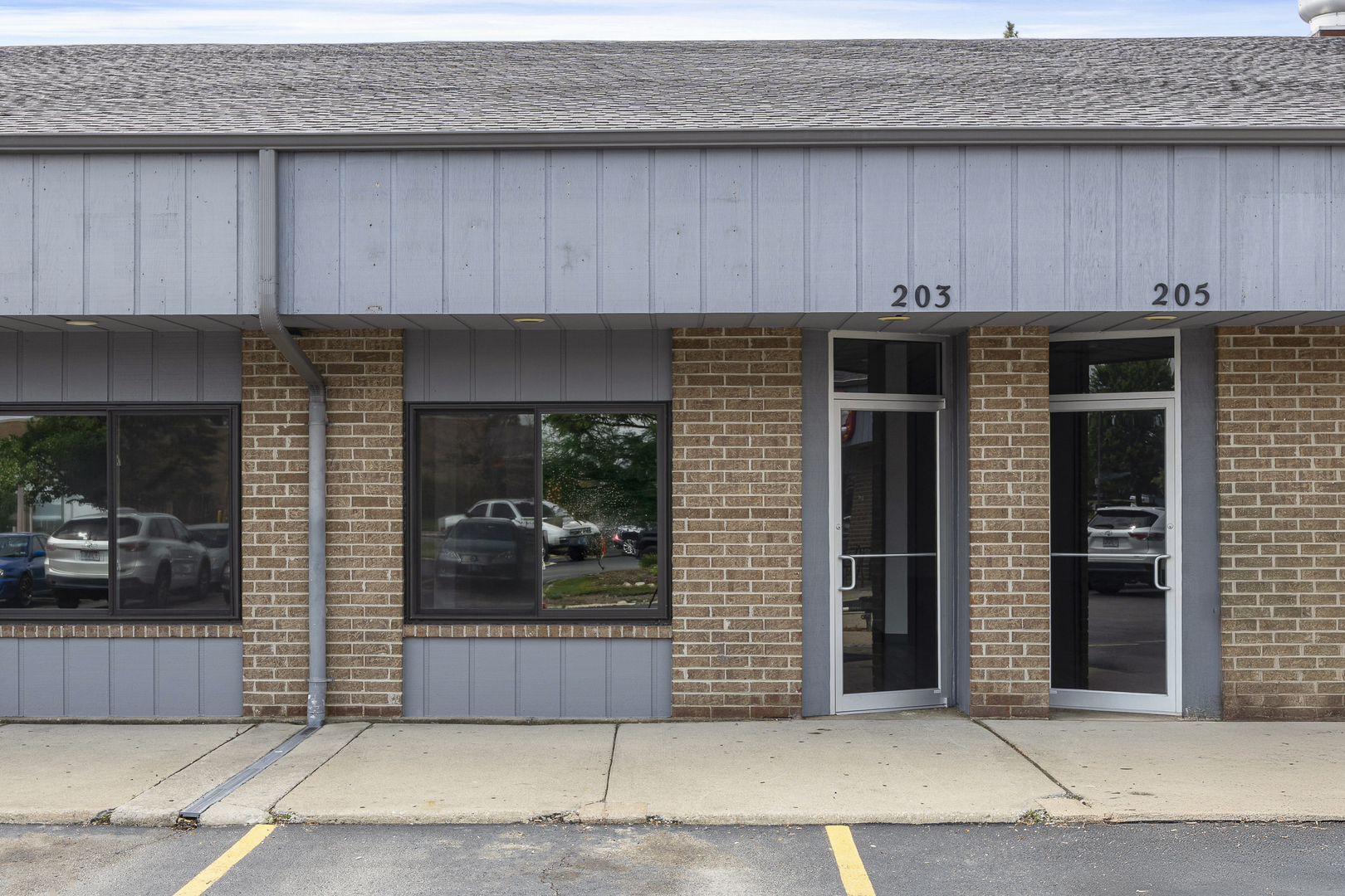 27W203 Geneva Road