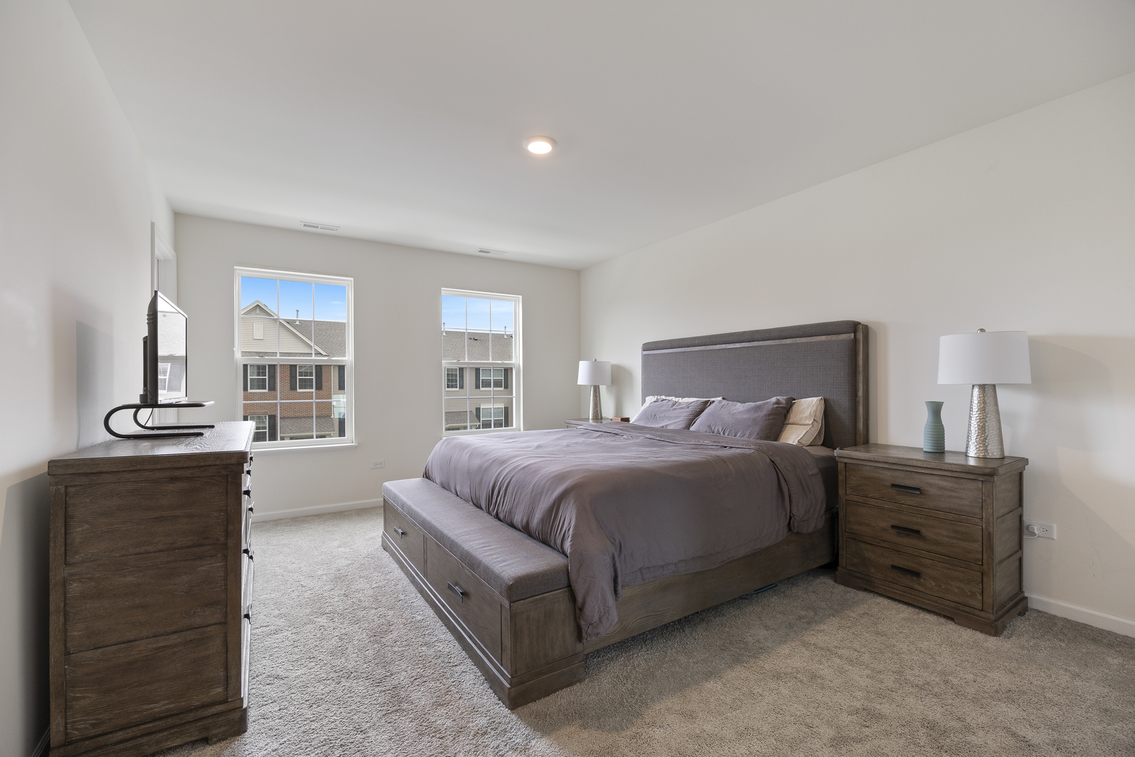 181 Lakeshore Drive