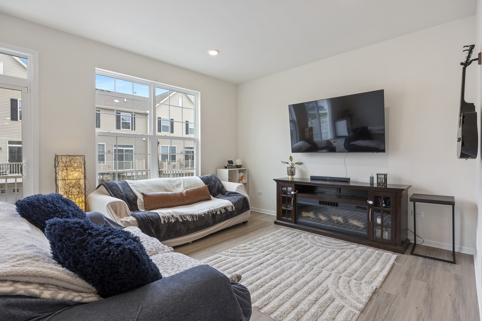 181 Lakeshore Drive