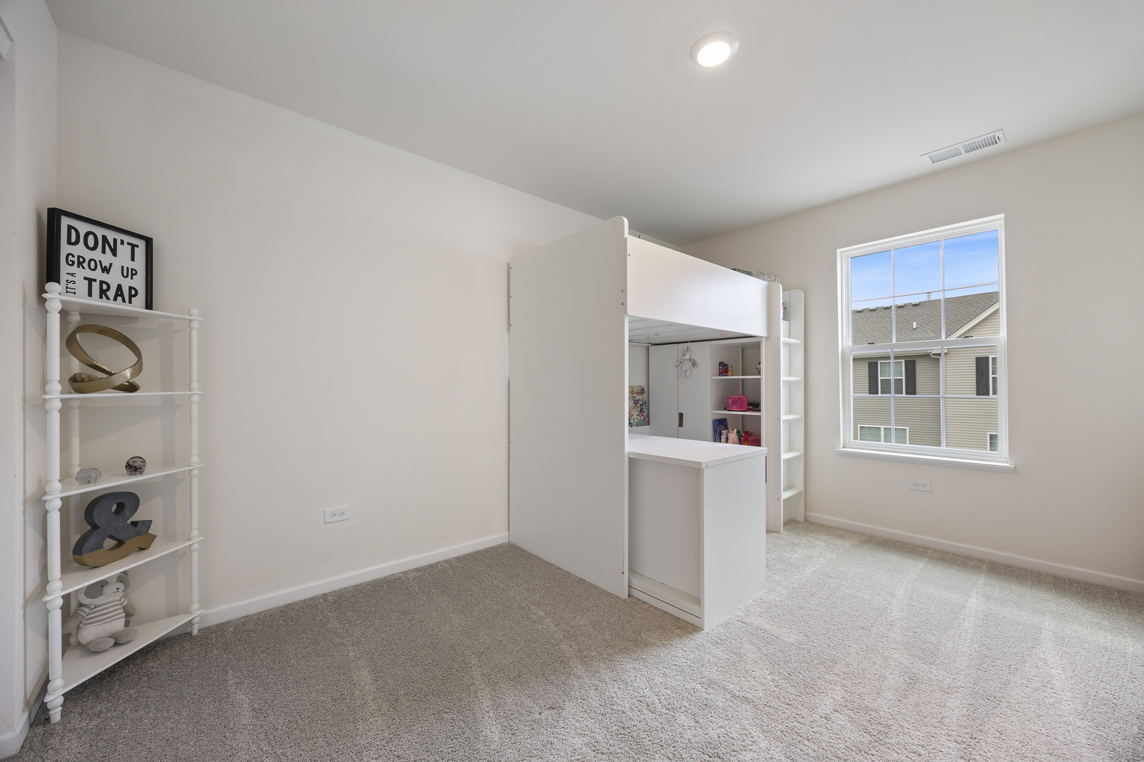 181 Lakeshore Drive