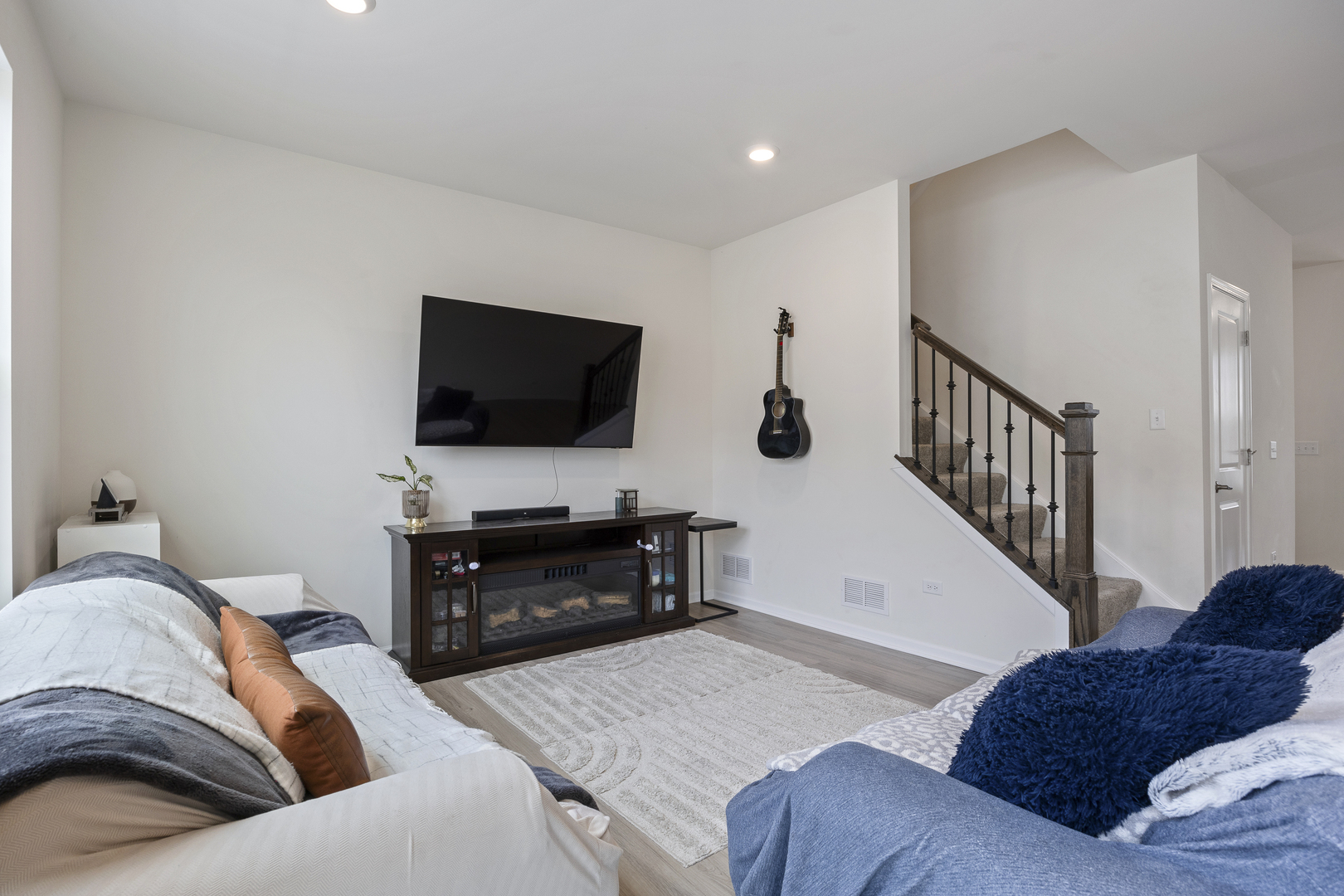 181 Lakeshore Drive