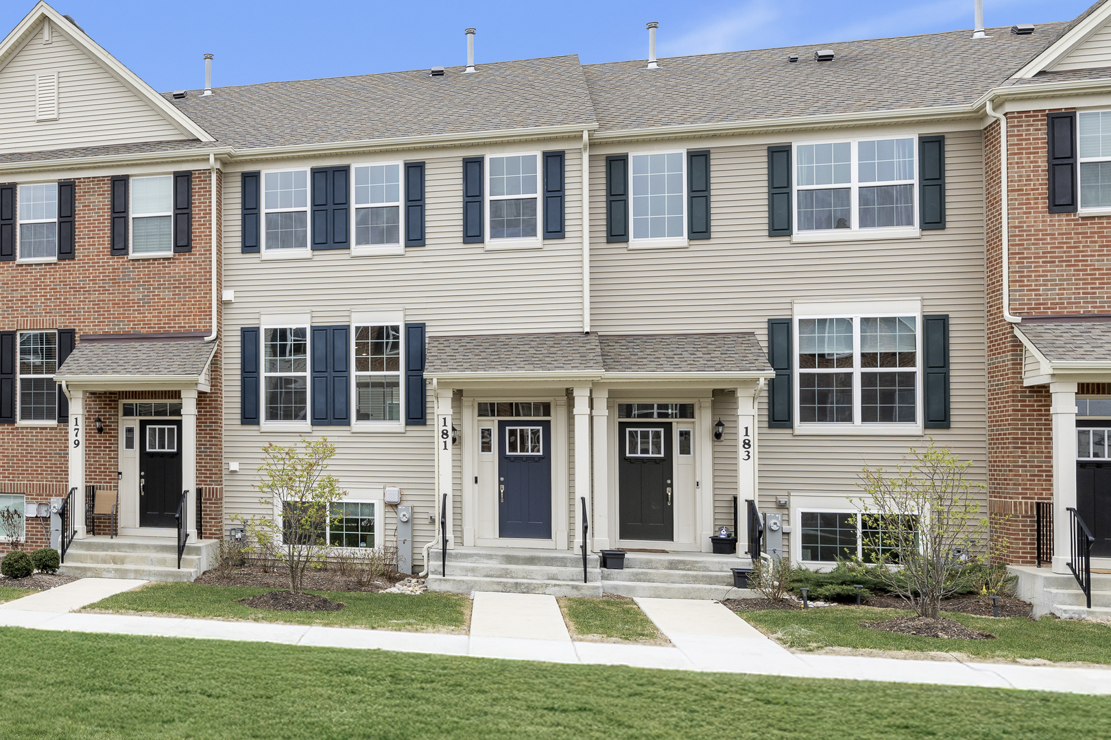 181 Lakeshore Drive