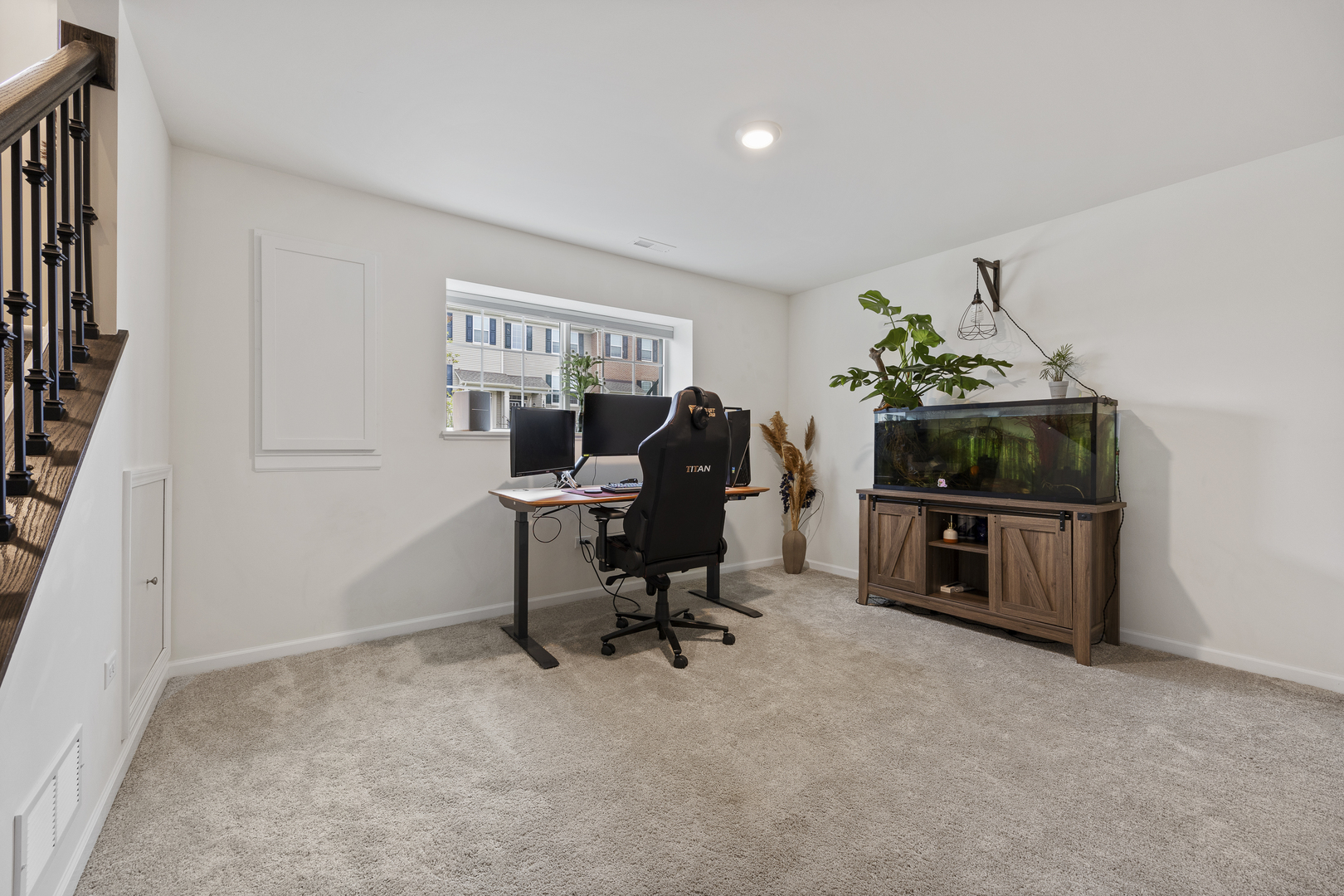 181 Lakeshore Drive