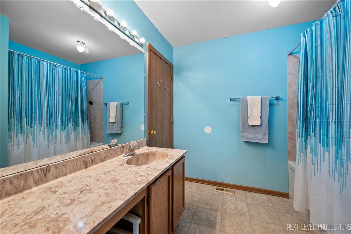 1149 Bradbury Circle