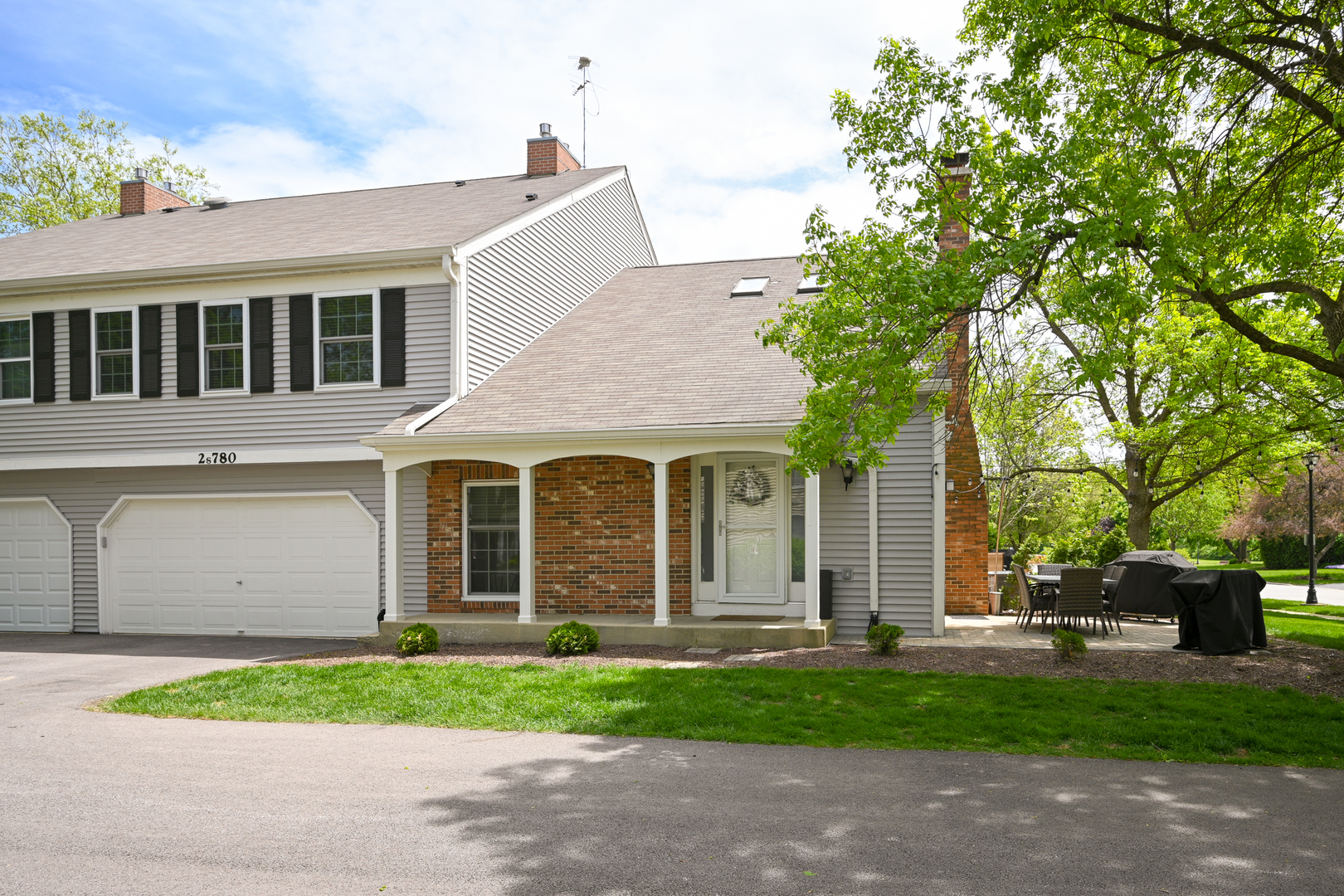 2S780 Grove Lane Unit: 26-A