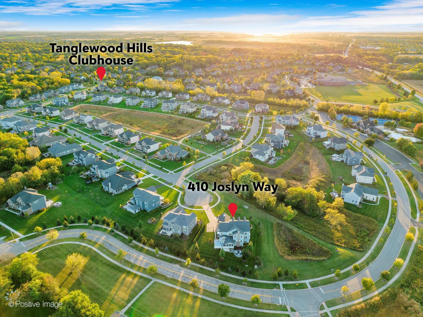 410 JOSLYN Way