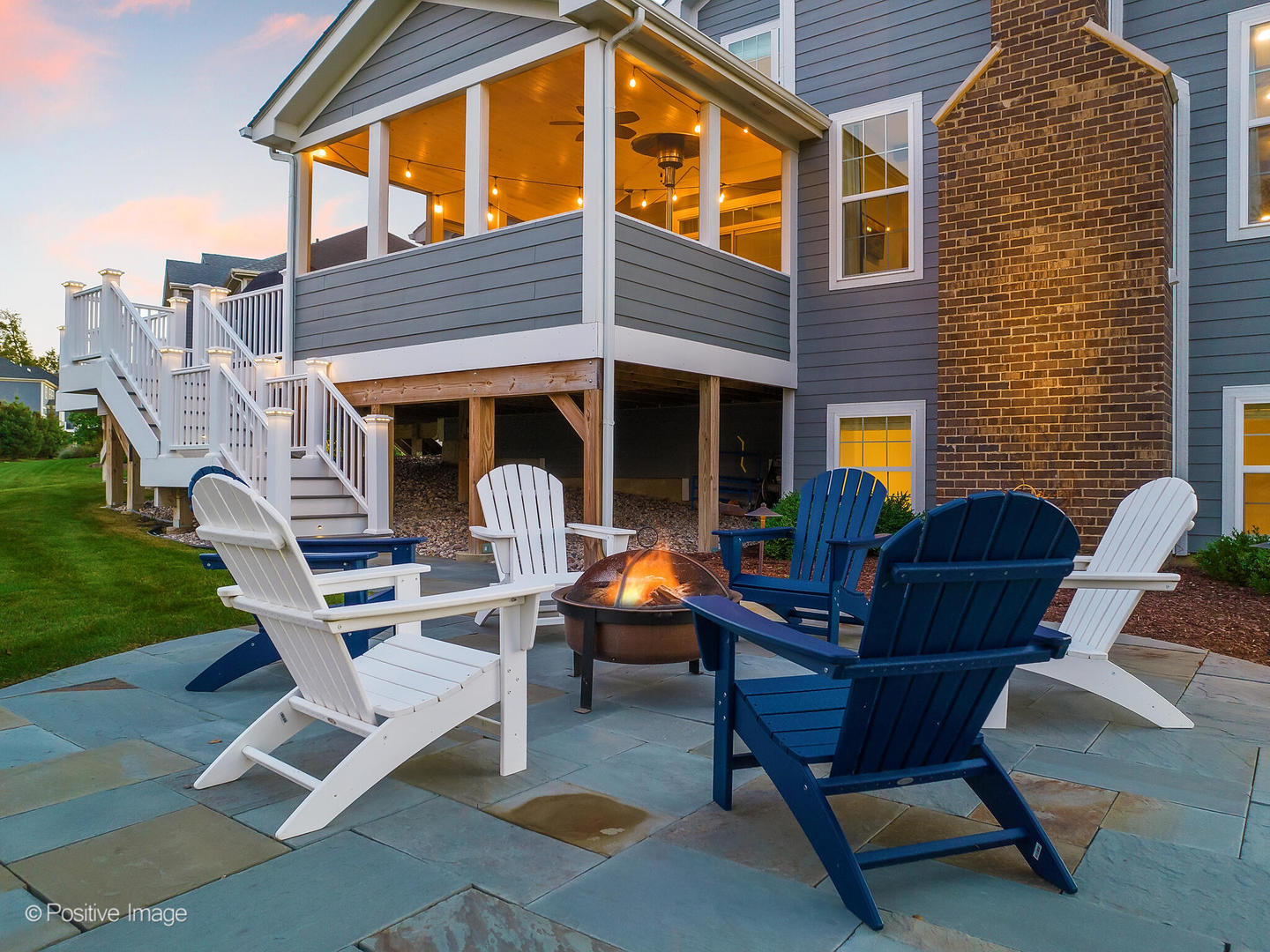 410 JOSLYN Way