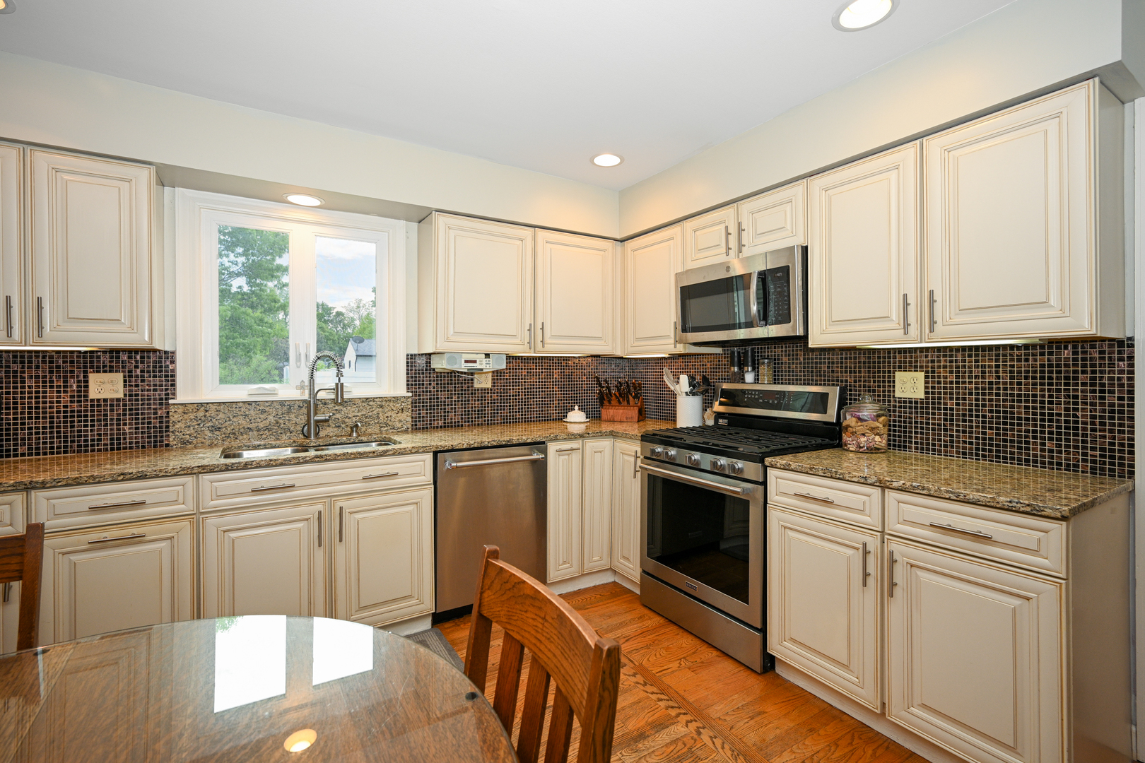 25W651 Towpath Court