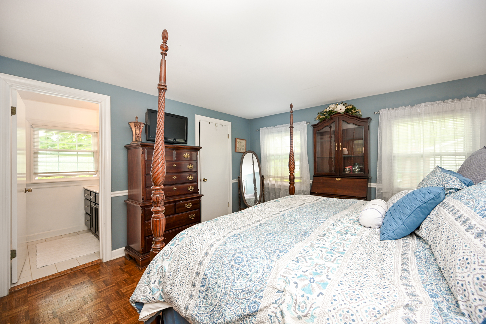 25W651 Towpath Court
