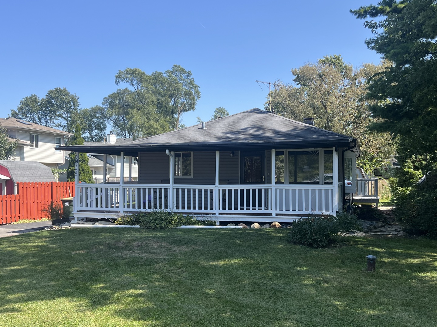 0N765 Darling Street