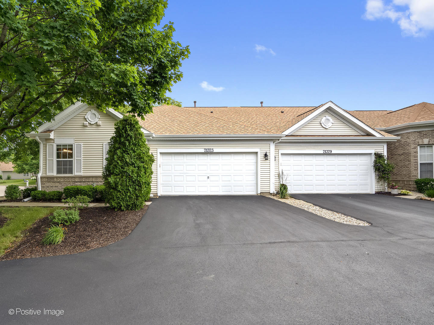 21323 W Juniper Lane Unit: 21323