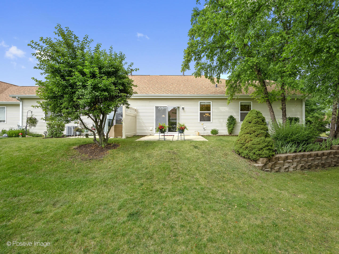 21323 W Juniper Lane Unit: 21323