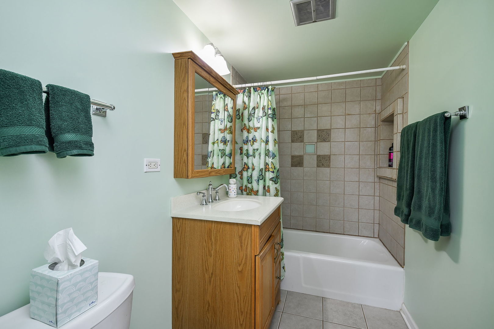 100 Park Circle Unit: 1E