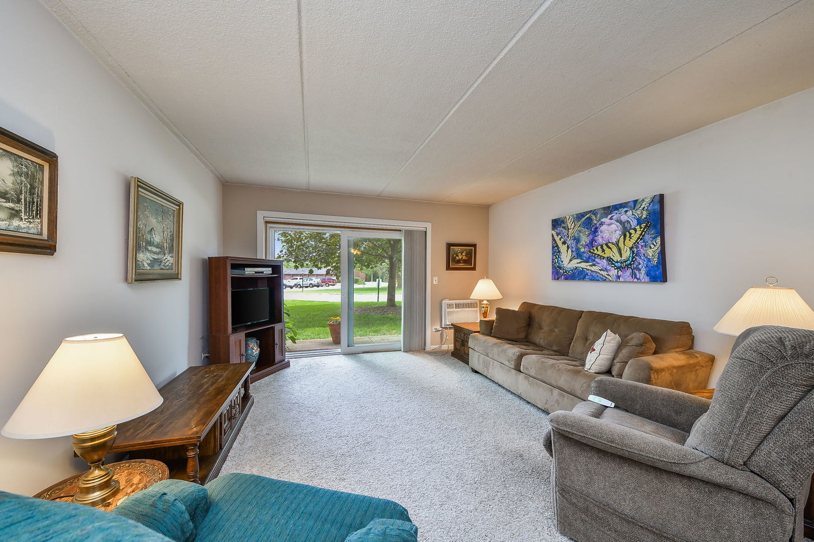 100 Park Circle Unit: 1E