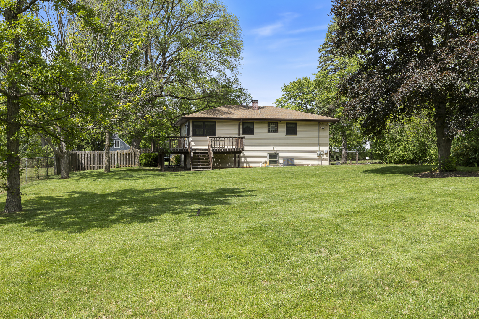 26W331 Geneva Road