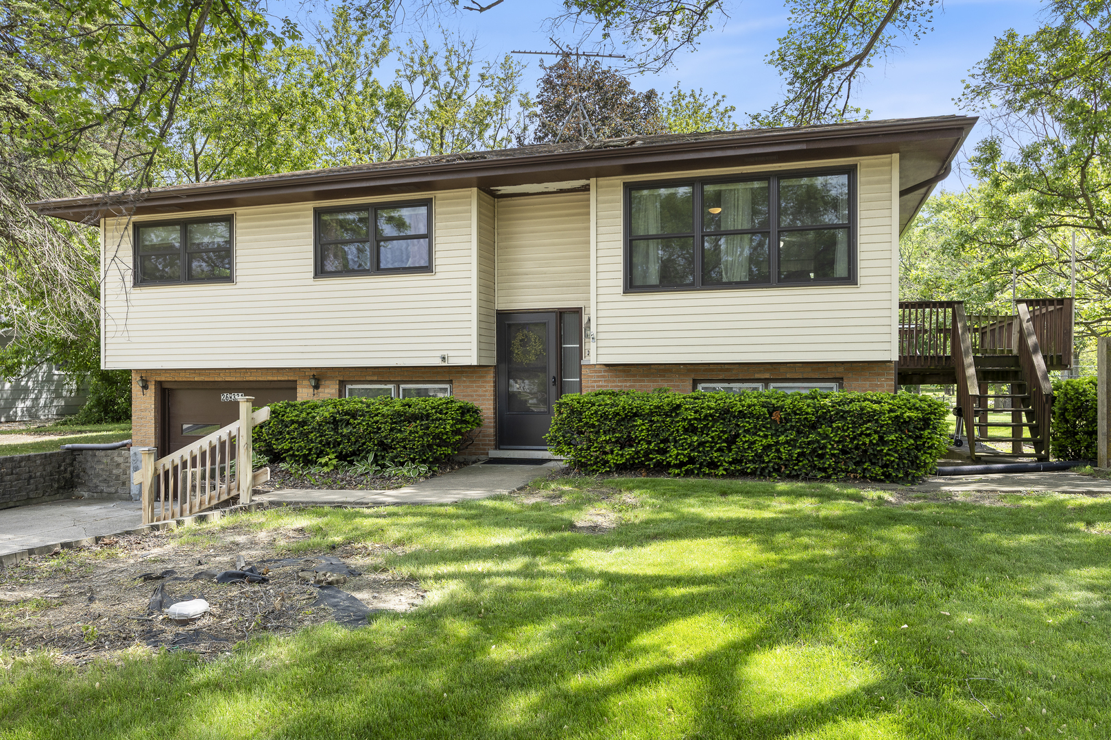 26W331 Geneva Road