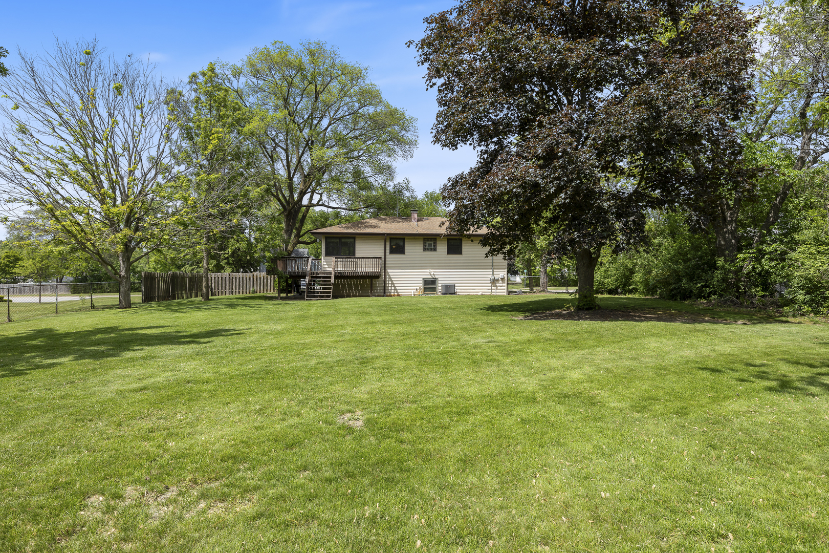 26W331 Geneva Road