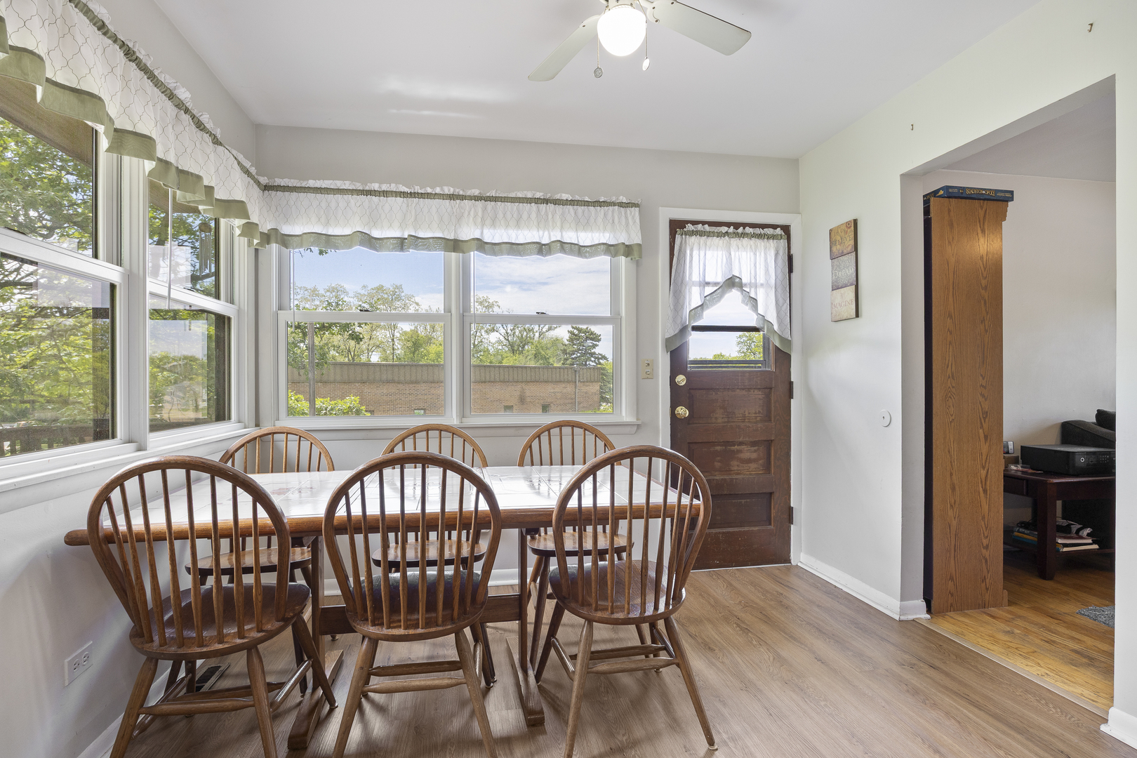 26W331 Geneva Road