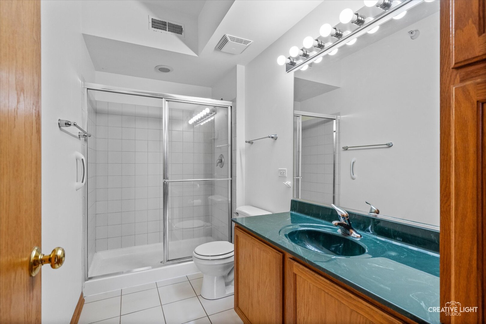 515 Main Street Unit: 402