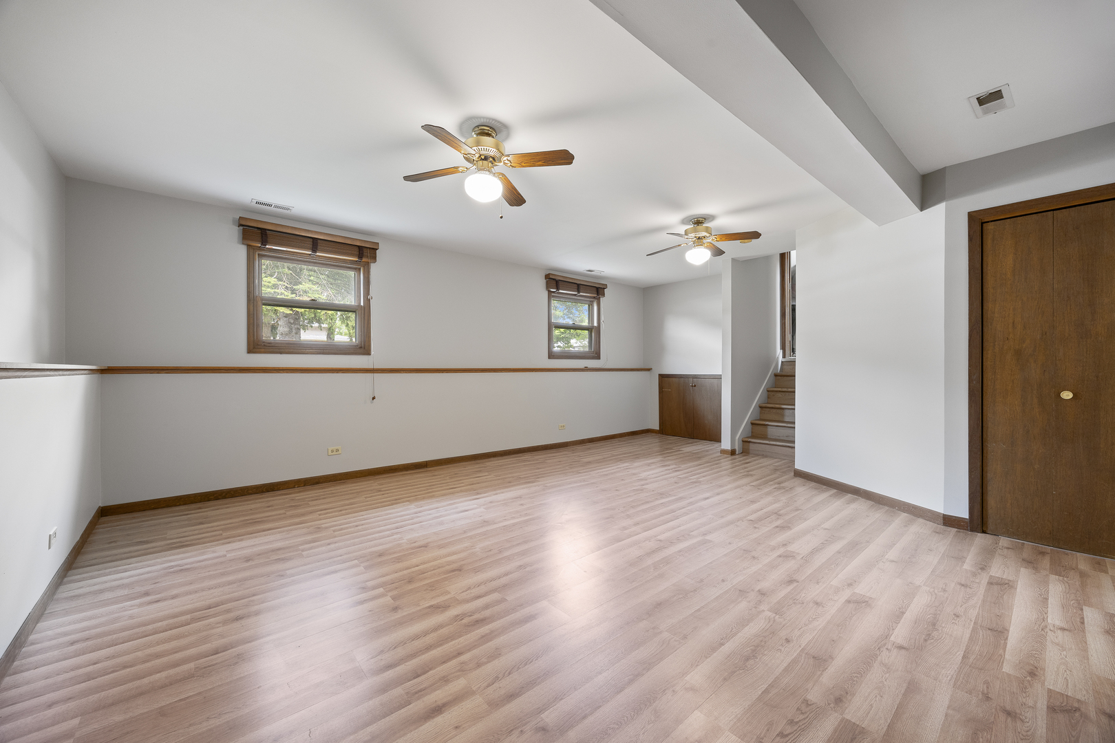29W459 Lee Road