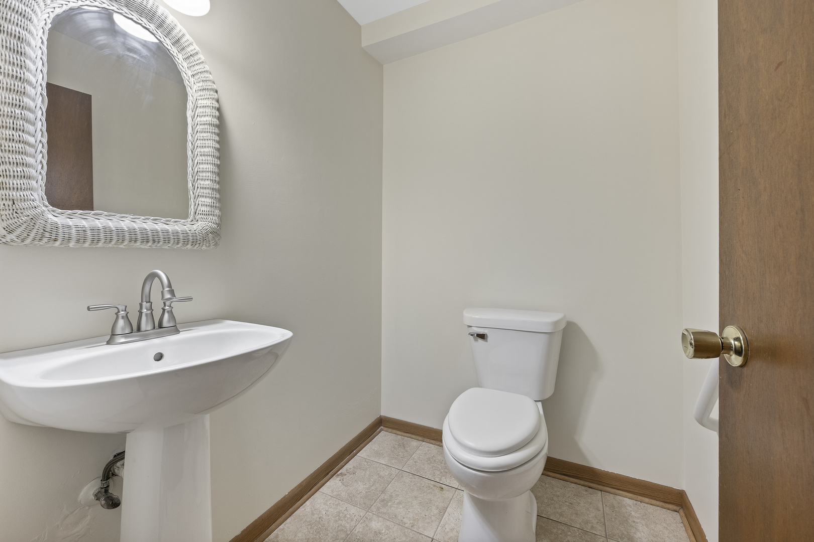 29W459 Lee Road
