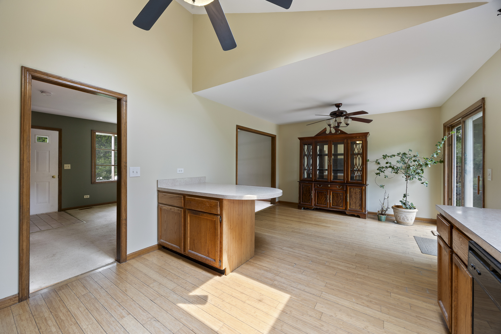 29W459 Lee Road
