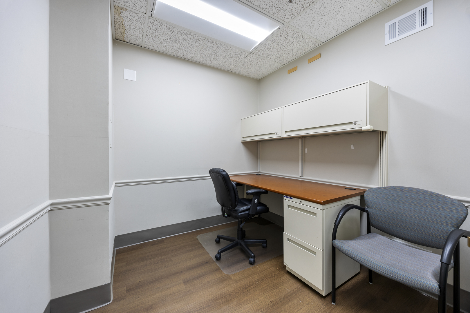 511 Thornhill Drive Unit: C