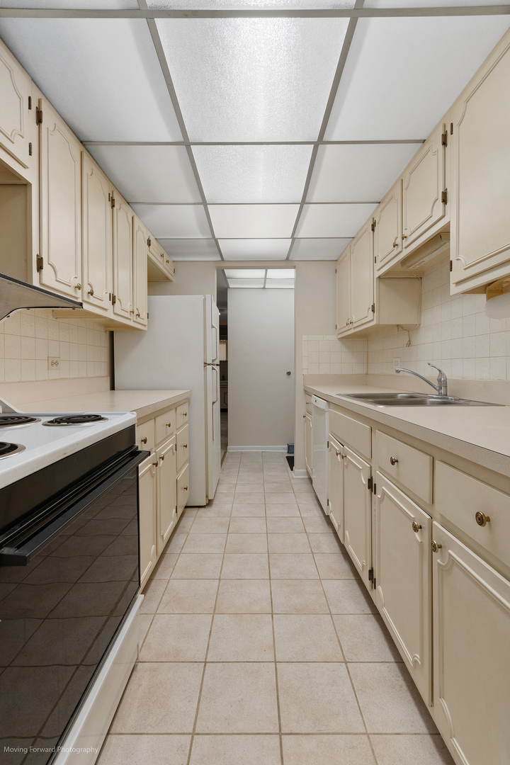 2900 Maple Avenue Unit: 13C
