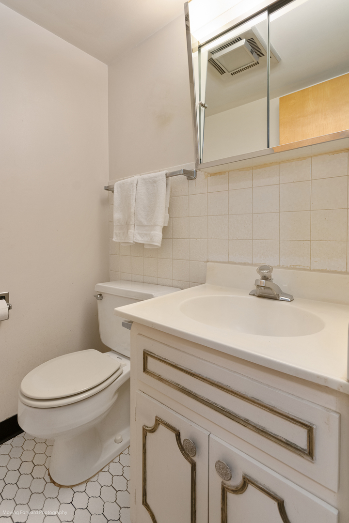 2900 Maple Avenue Unit: 13C