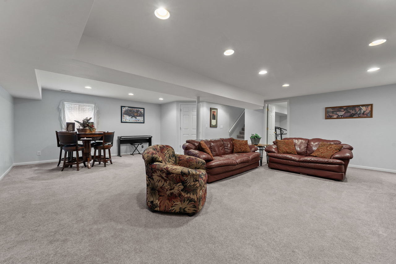 2566 Oak Trails Drive