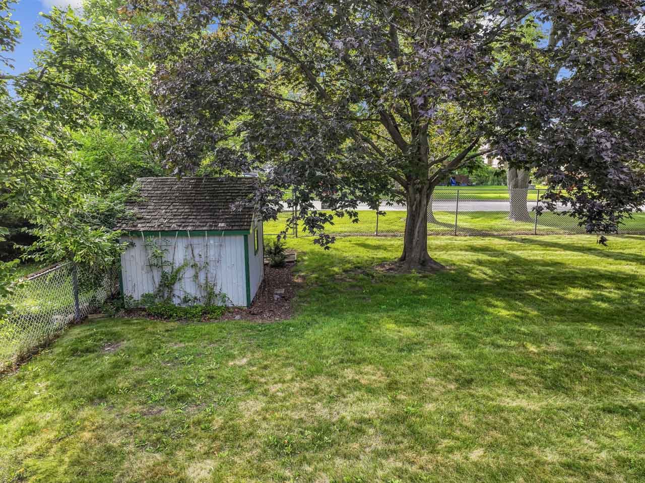 1516 Pembroke Lane