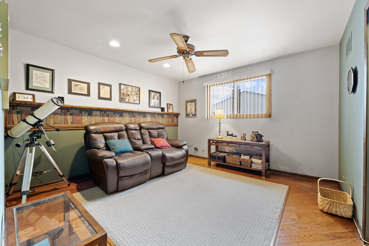 1516 Pembroke Lane