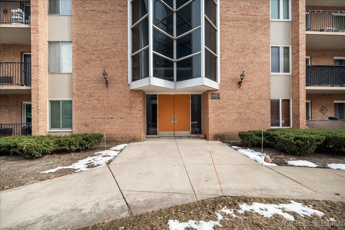 1052 N Mill Street Unit: 111