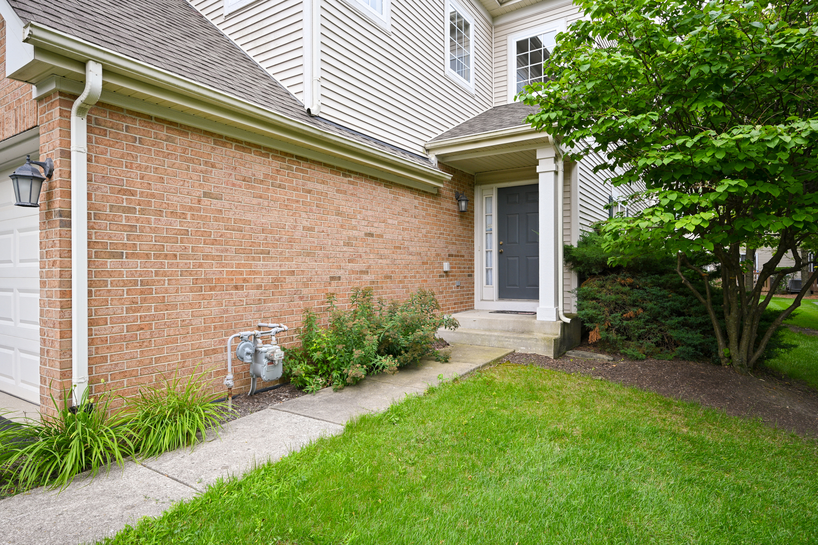 6113 HALLORAN Lane Unit: 0